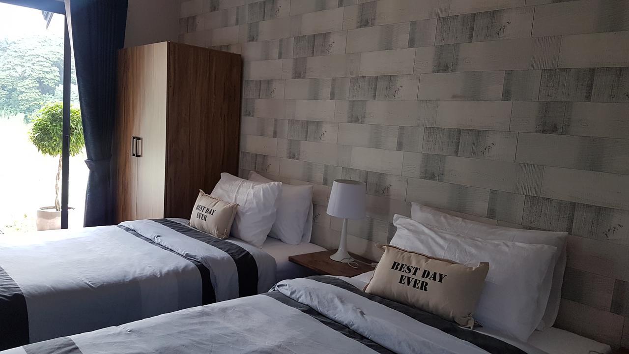 The Loft Riverside Chiangmai Hotel Chiang Mai Exterior photo